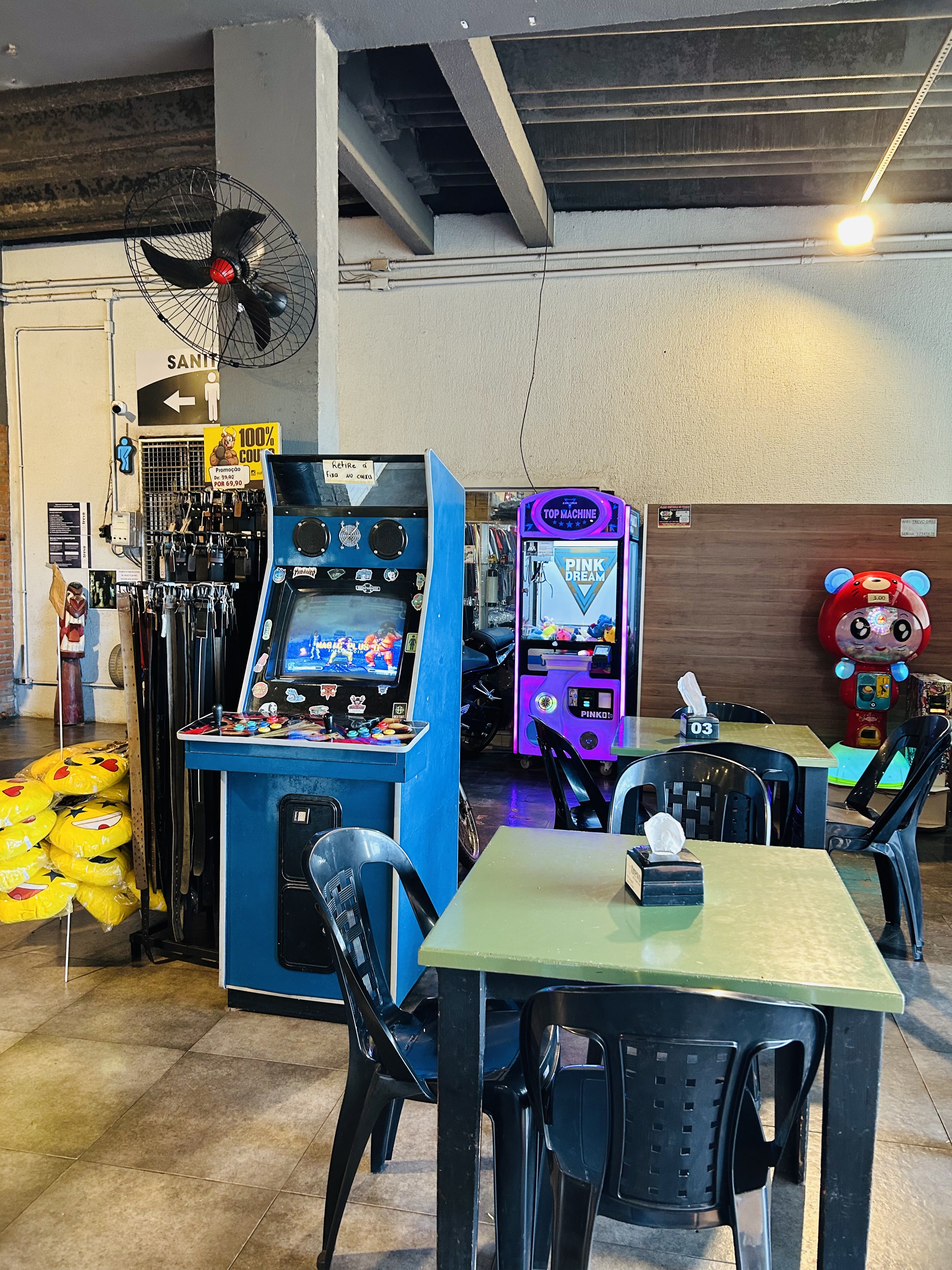 Area de Jogos